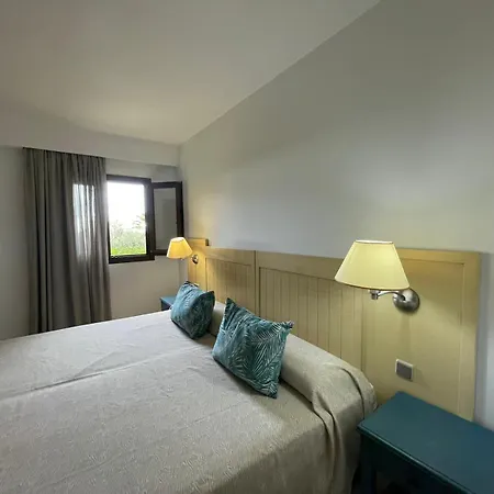 Jardines De By Sit Apartment *